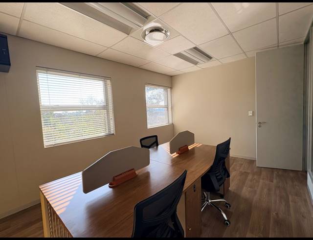 190M² OFFICE TO LET IN BROADACRES